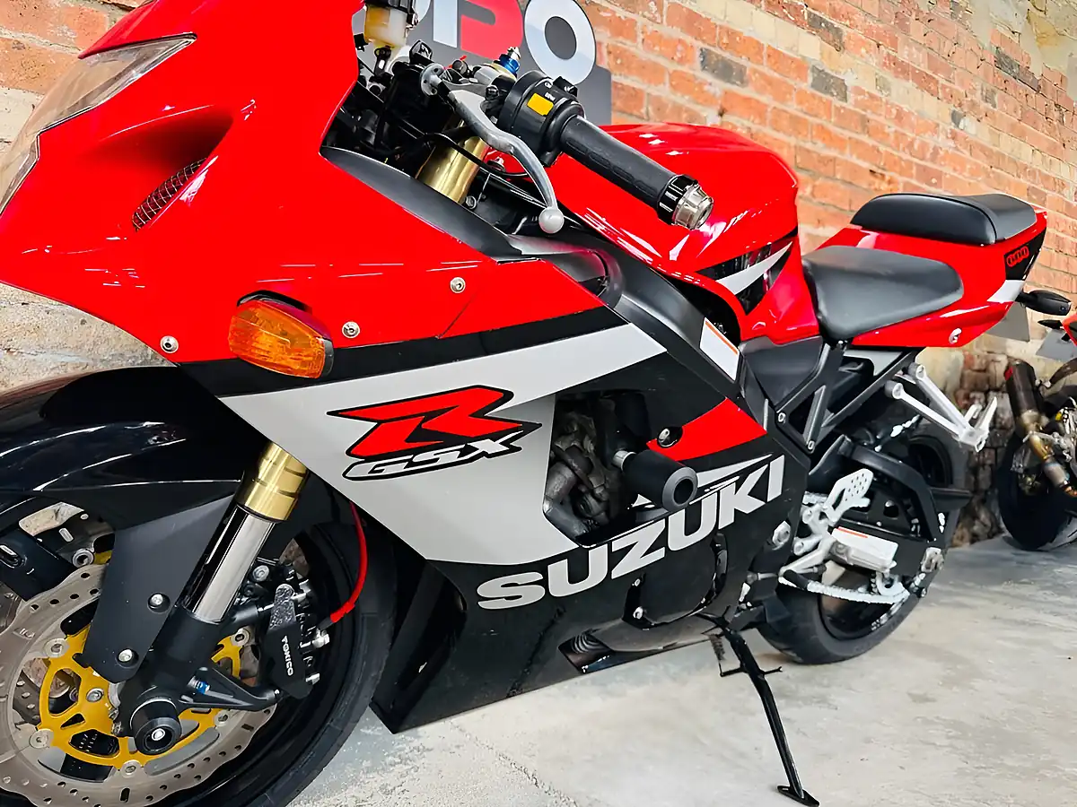 Used 2005 Suzuki Gsx-R600 K5 Red - Interior and Exterior details 15