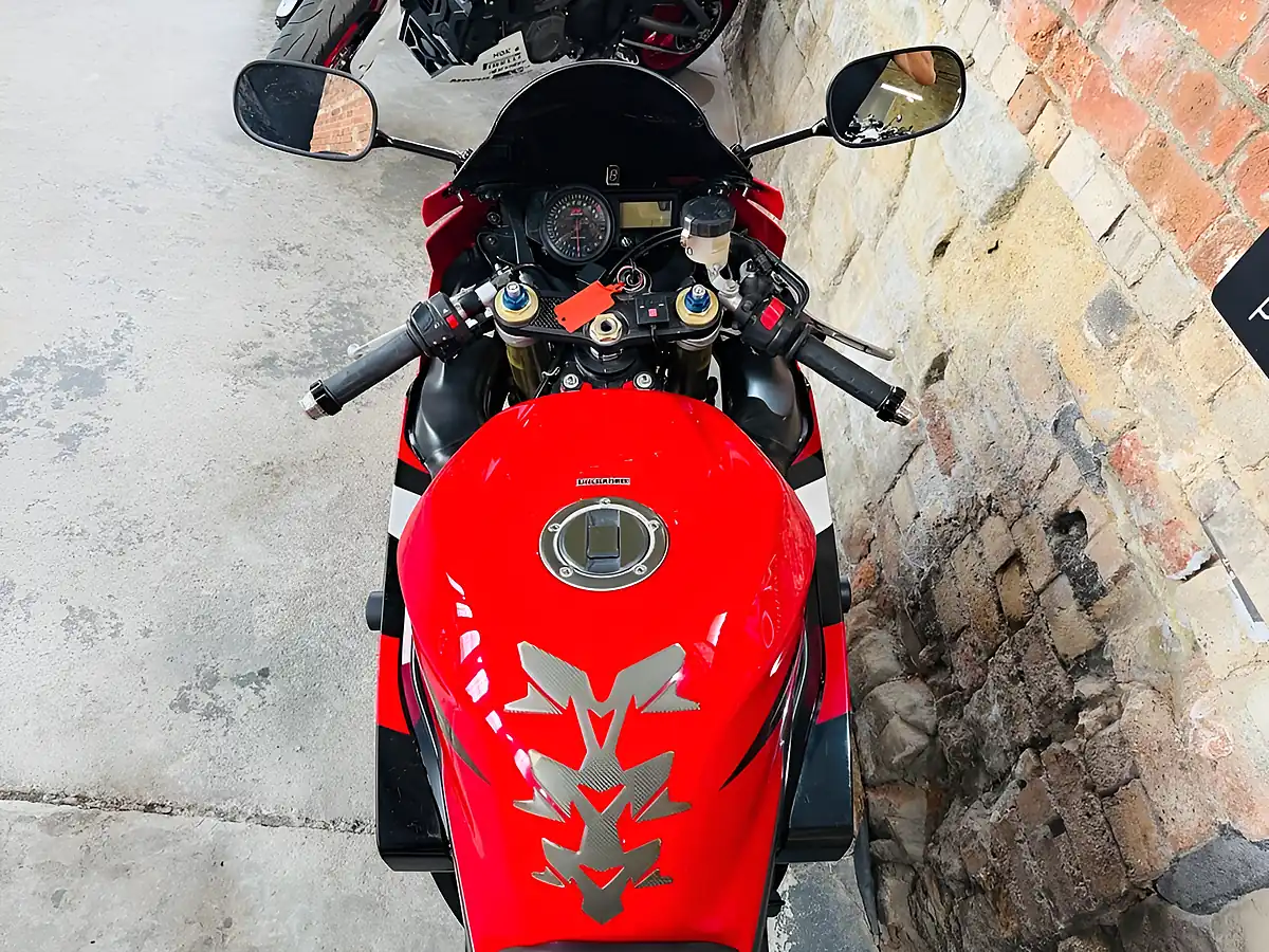 Used 2005 Suzuki Gsx-R600 K5 Red - Interior and Exterior details 20