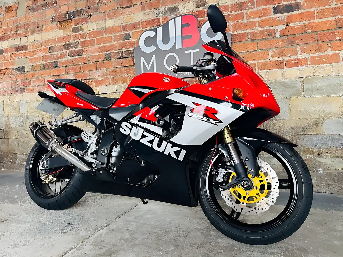 Used 2005 Suzuki Gsx-R600 K5 Red - Interior and Exterior details 3