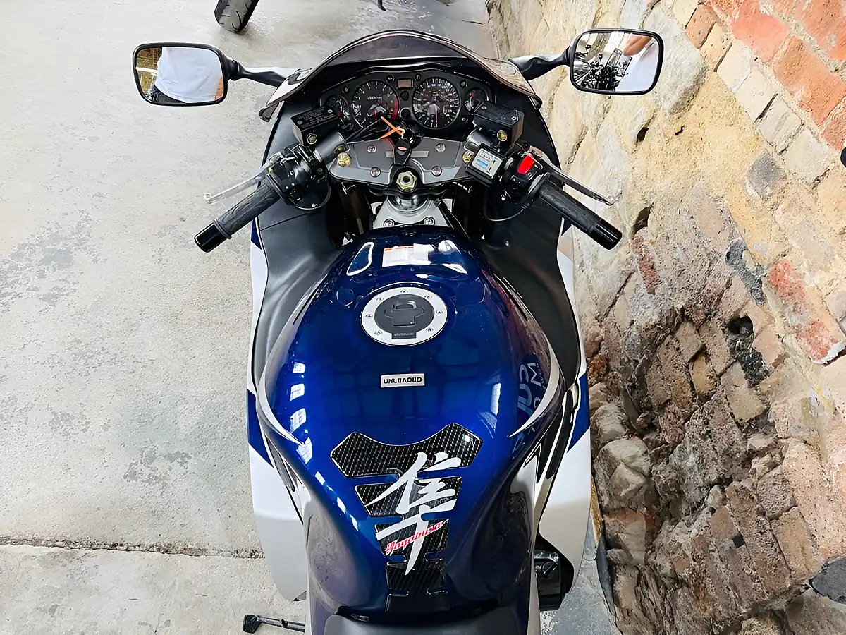 Used 2005 Suzuki GSX1300R Hayabusa K5 Blue - Interior and Exterior details 20
