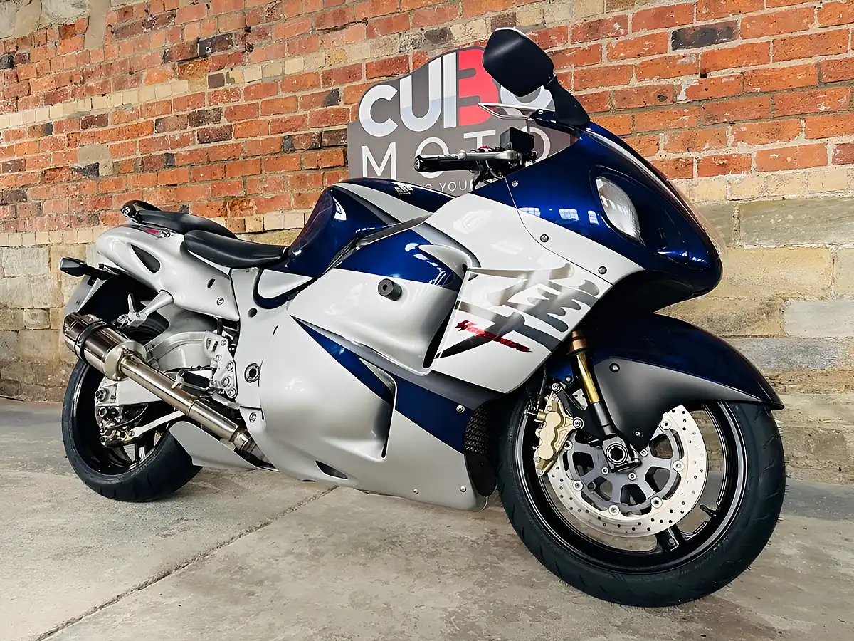 Used 2005 Suzuki GSX1300R Hayabusa K5 Blue - Interior and Exterior details 3