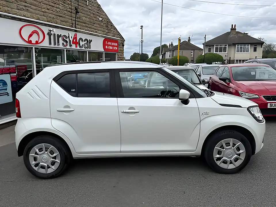 Used 2005 Suzuki Ignis SZ3 Multicolour - Interior and Exterior details 4