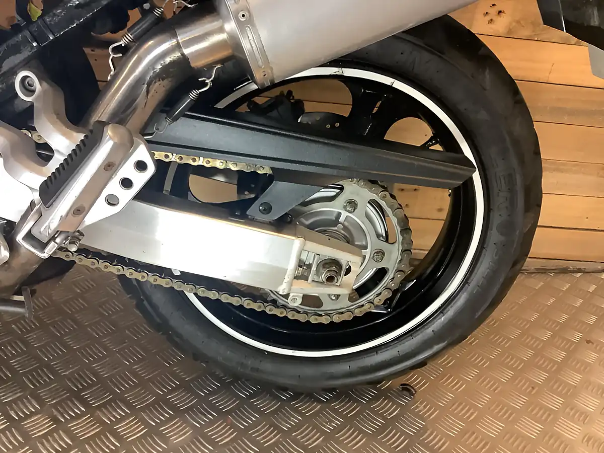 Used 2005 Suzuki V-Strom 1000 Dl - Interior and Exterior details 20