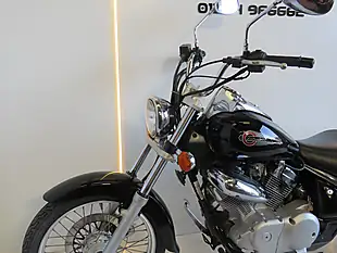 Used 2005 Suzuki VL125 Intruder Black - Interior and Exterior details 15