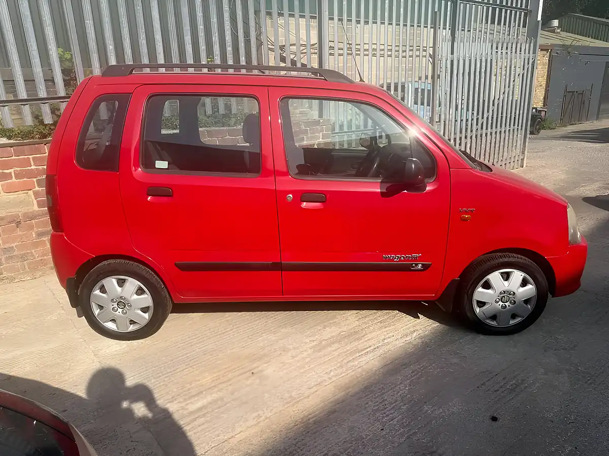 Used 2005 Suzuki Wagon R Gl (r+) Red - Interior and Exterior details 5