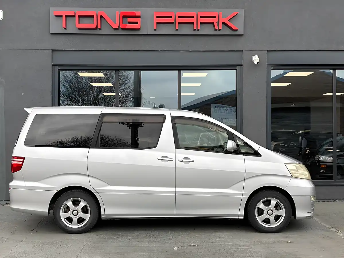 Used 2005 Toyota Alphard G 7 Seats Easy Access SEAT Silver - Interior and Exterior details 10