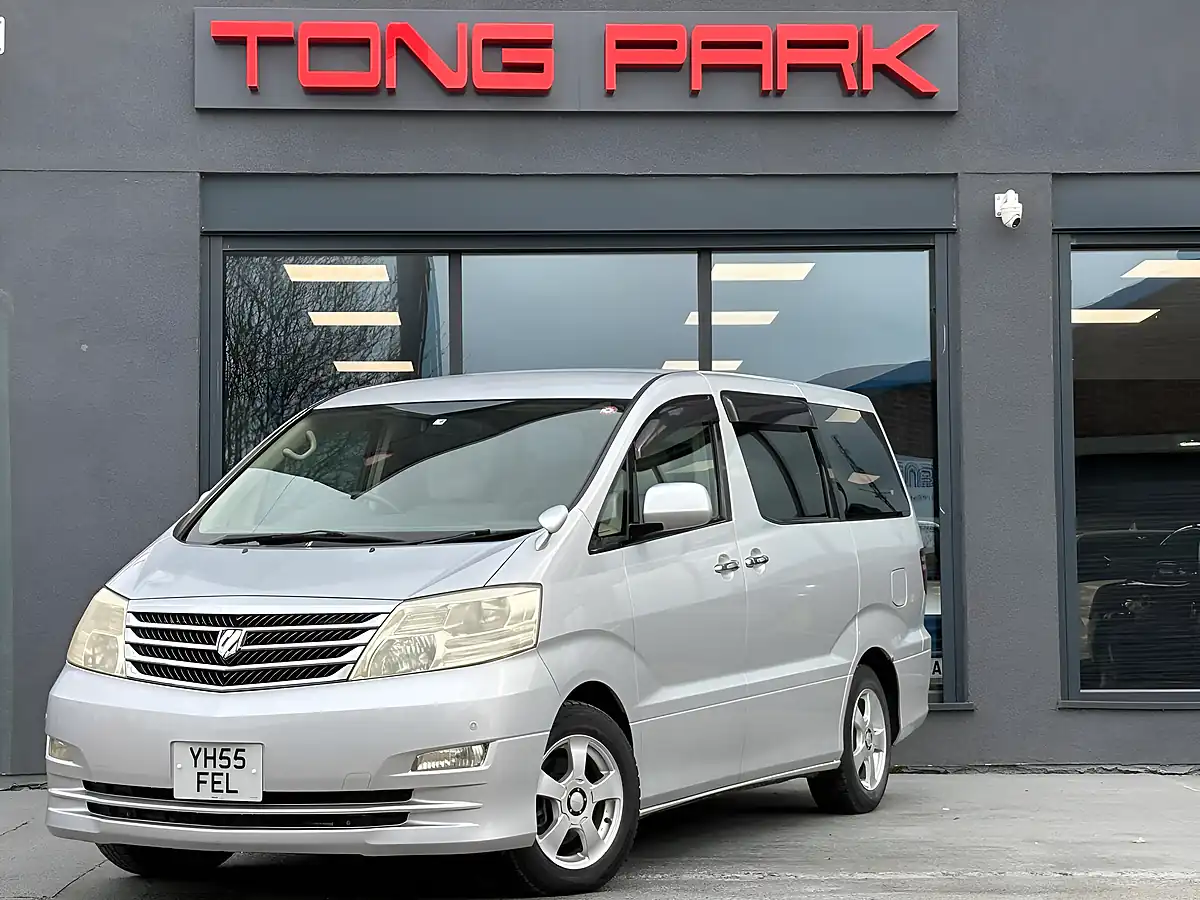 Used 2005 Toyota Alphard G 7 Seats Easy Access SEAT Silver - Interior and Exterior details 5