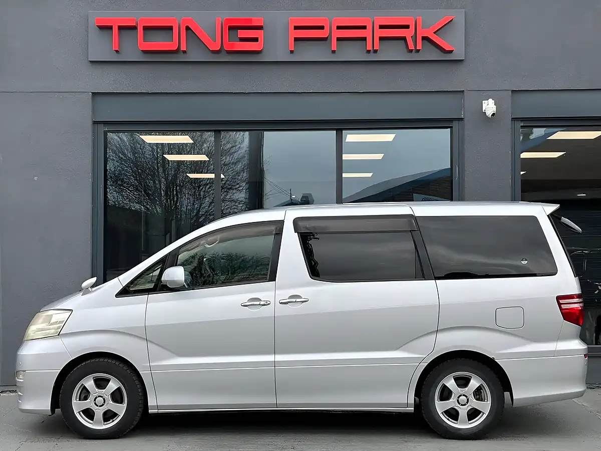 Used 2005 Toyota Alphard G 7 Seats Easy Access SEAT Silver - Interior and Exterior details 6