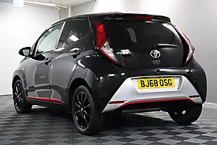 Used 2005 Toyota Aygo X-Press Black - Interior and Exterior details 13