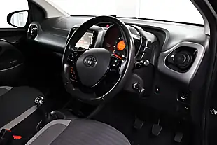 Used 2005 Toyota Aygo X-Press Black - Interior and Exterior details 4