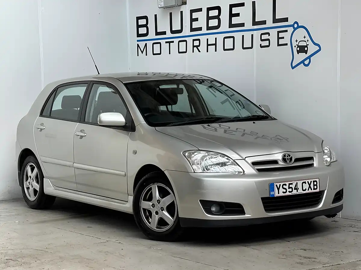 Used 2005 Toyota Corolla Colour Collection Silver - Front View
