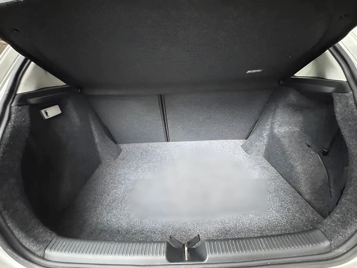 Used 2005 Toyota Corolla Colour Collection Silver - Interior and Exterior details 16