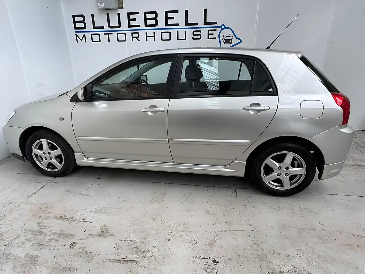 Used 2005 Toyota Corolla Colour Collection Silver - Interior and Exterior details 6