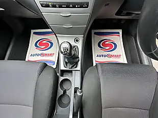 Used 2005 Toyota Corolla T3 Silver - Interior and Exterior details 17