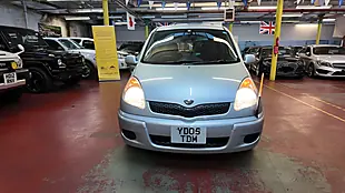 Used 2005 Toyota Funcargo Rust Free Low Mileage Silver - Interior and Exterior details 15
