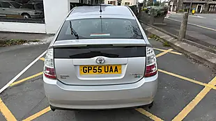 Used 2005 Toyota Prius Spirit Silver - Interior and Exterior details 11