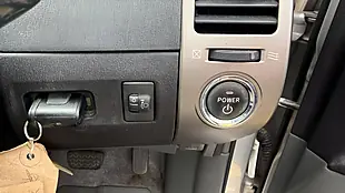 Used 2005 Toyota Prius Spirit Silver - Interior and Exterior details 15