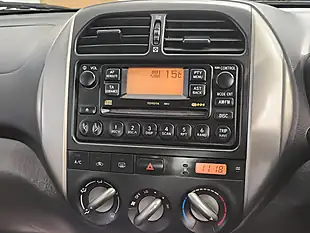 Used 2005 Toyota RAV4 XT3 Blue - Interior and Exterior details 17