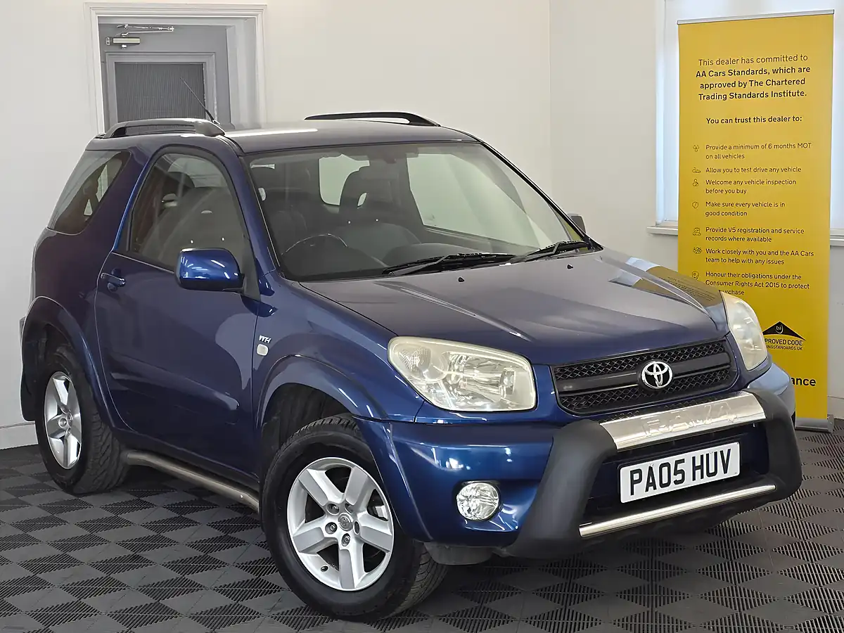 Used 2005 Toyota RAV4 XT3 Blue - Interior and Exterior details 3