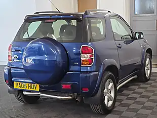 Used 2005 Toyota RAV4 XT3 Blue - Interior and Exterior details 4