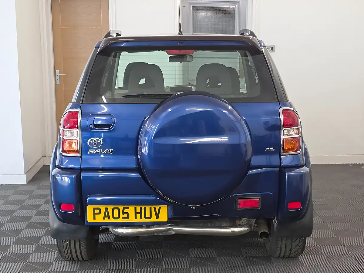 Used 2005 Toyota RAV4 XT3 Blue - Interior and Exterior details 5