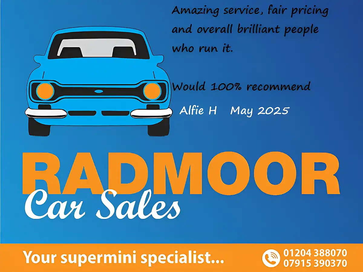 Used 2005 Toyota Yaris T2 Silver - Interior and Exterior details 3