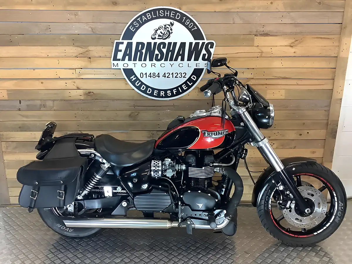 Used 2005 Triumph Speedmaster Black - Front View