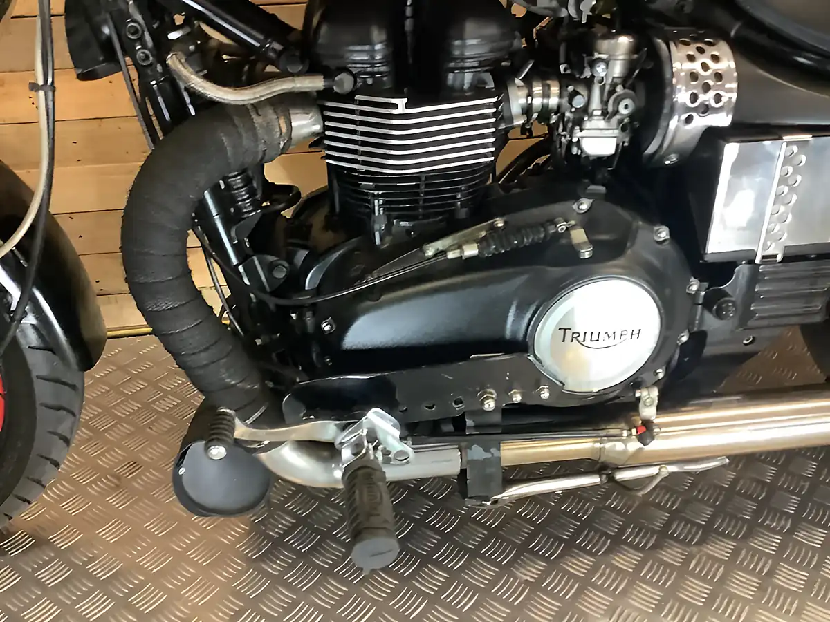 Used 2005 Triumph Speedmaster Black - Interior and Exterior details 15