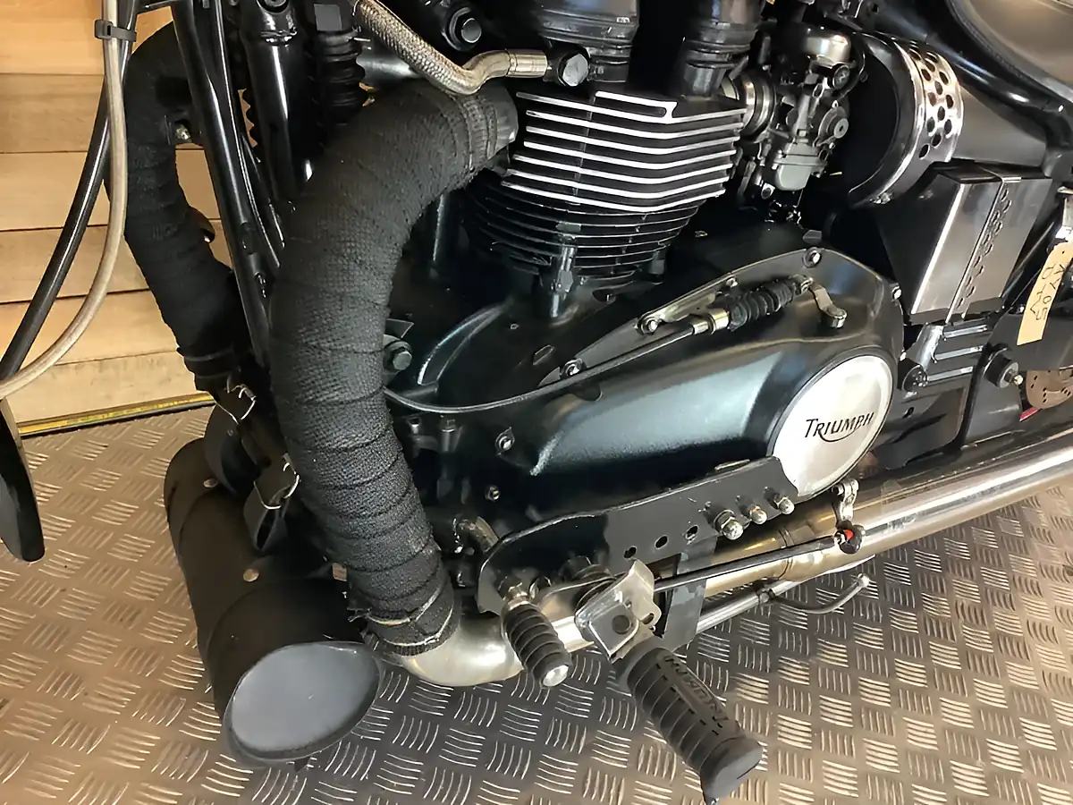 Used 2005 Triumph Speedmaster Black - Interior and Exterior details 16