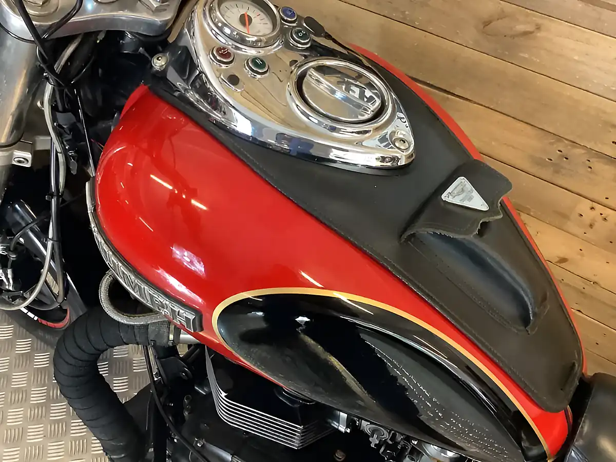 Used 2005 Triumph Speedmaster Black - Interior and Exterior details 8