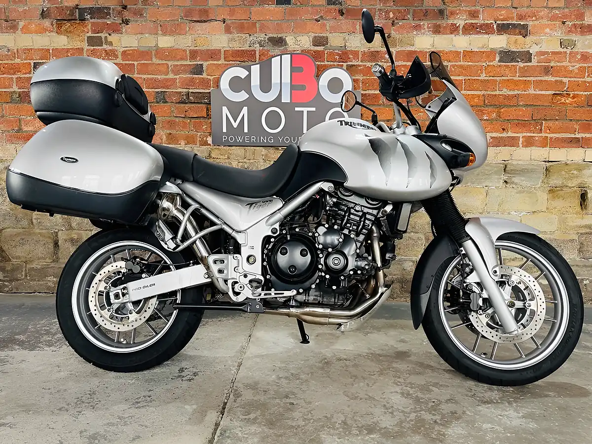 Used 2005 Triumph Tiger Adventure Silver - Interior and Exterior details 2