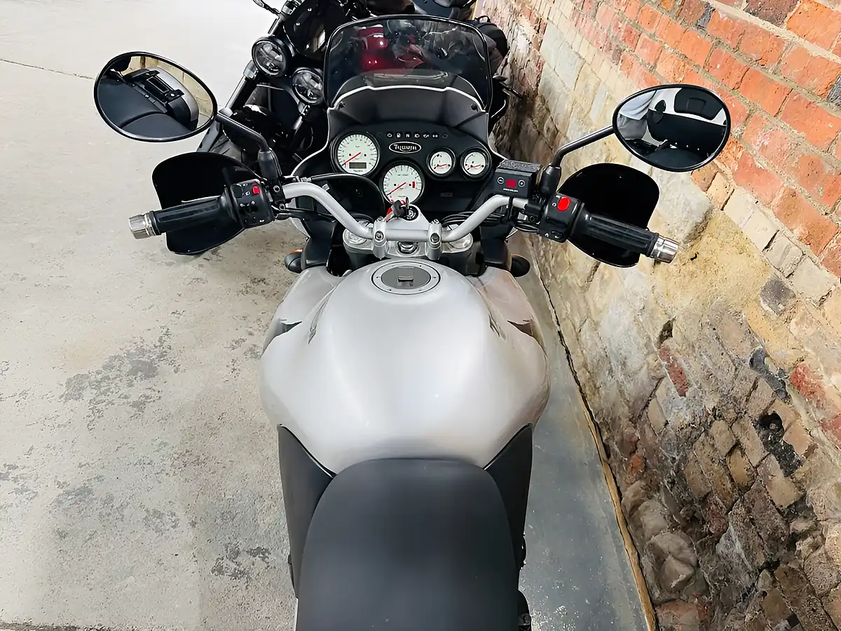 Used 2005 Triumph Tiger Adventure Silver - Interior and Exterior details 20