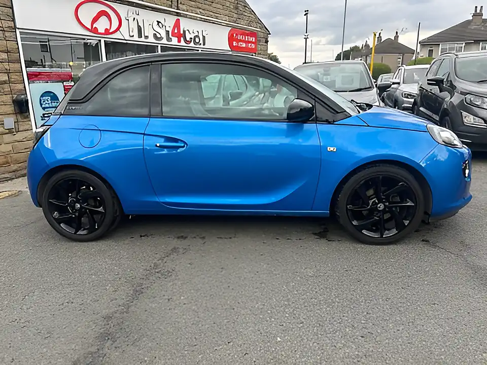 Used 2005 Vauxhall Adam Energised Blue - Interior and Exterior details 4