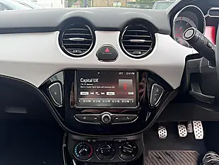 Used 2005 Vauxhall Adam Energised White - Interior and Exterior details 12