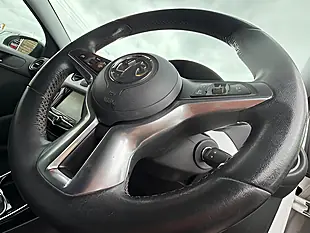 Used 2005 Vauxhall Adam Energised White - Interior and Exterior details 13