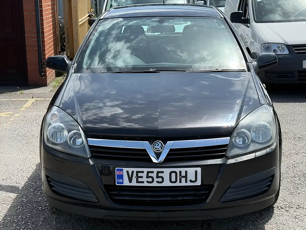 Used 2005 Vauxhall Astra Active Black - Interior and Exterior details 4