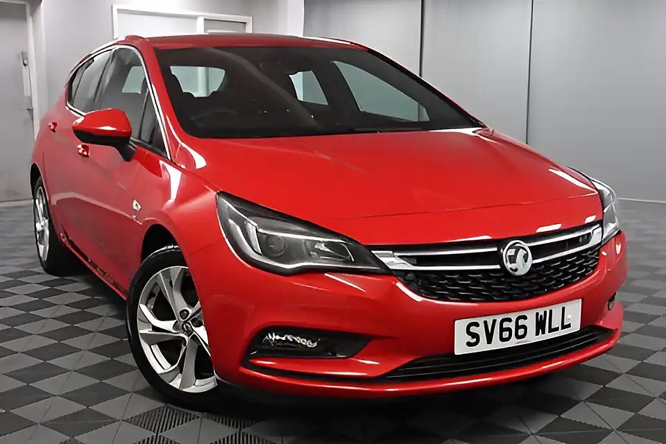 Used 2005 Vauxhall Astra Sri Red - Interior and Exterior details 11