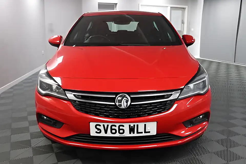 Used 2005 Vauxhall Astra Sri Red - Interior and Exterior details 2