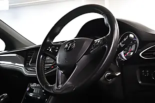 Used 2005 Vauxhall Astra Sri Red - Interior and Exterior details 9