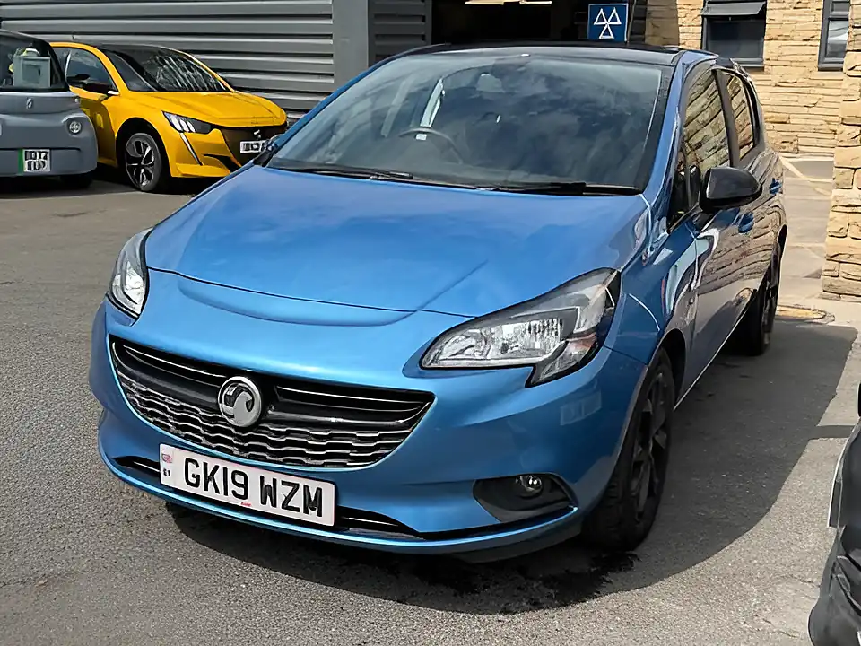 Used 2005 Vauxhall Corsa Griffin Blue - Interior and Exterior details 3