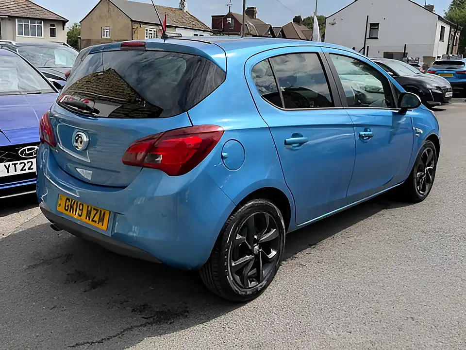 Used 2005 Vauxhall Corsa Griffin Blue - Interior and Exterior details 6