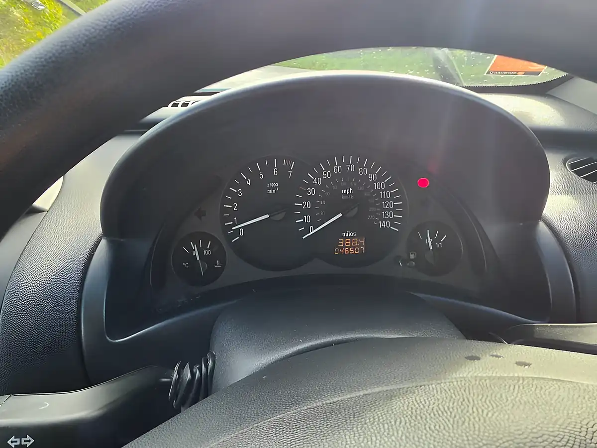 Used 2005 Vauxhall Corsa Life Green - Interior and Exterior details 18