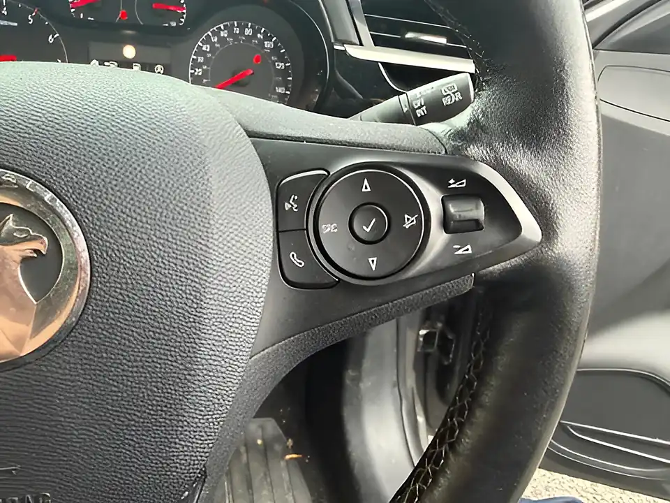 Used 2005 Vauxhall Corsa Se Premium Grey - Interior and Exterior details 14
