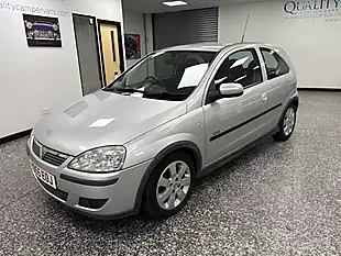 Used 2005 Vauxhall Corsa Sxi Silver - Interior and Exterior details 4