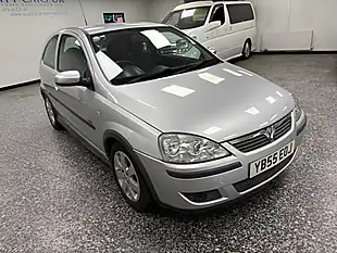 Used 2005 Vauxhall Corsa Sxi Silver - Interior and Exterior details 8