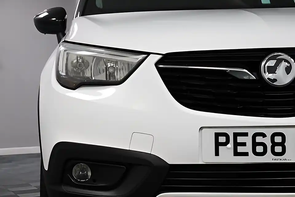Used 2005 Vauxhall Crossland X Elite Nav White - Interior and Exterior details 13