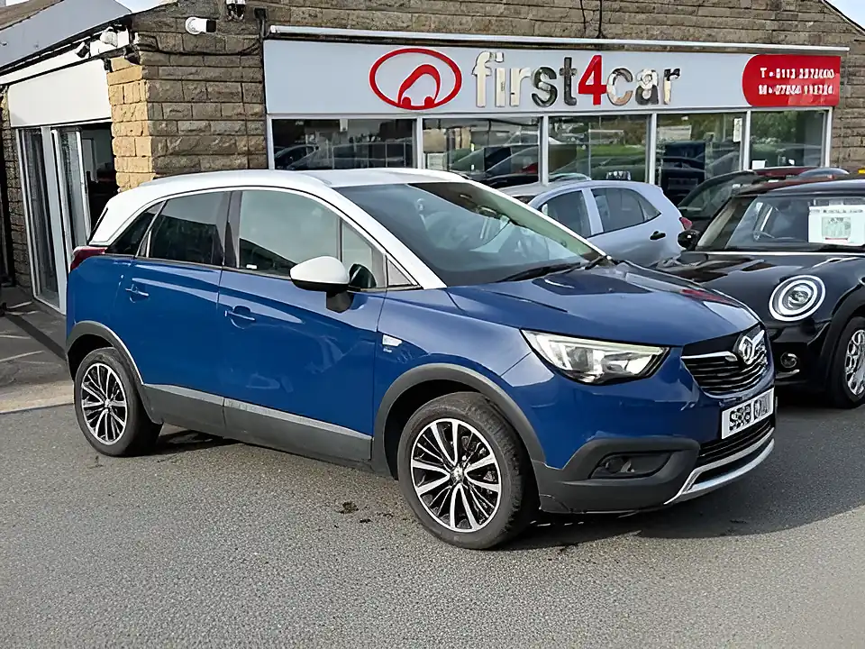 Used 2005 Vauxhall Crossland X Elite S/S Blue - Front View
