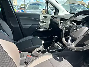Used 2005 Vauxhall Crossland X Tech Line Nav White - Interior and Exterior details 8