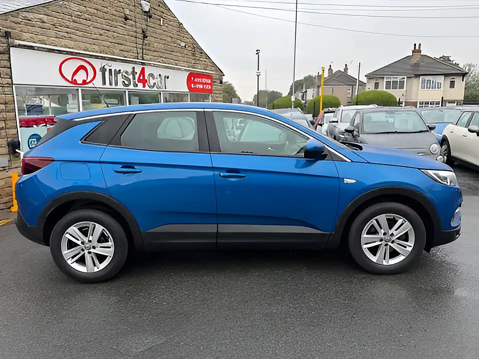 Used 2005 Vauxhall Grandland X Se Premium Blue - Interior and Exterior details 4