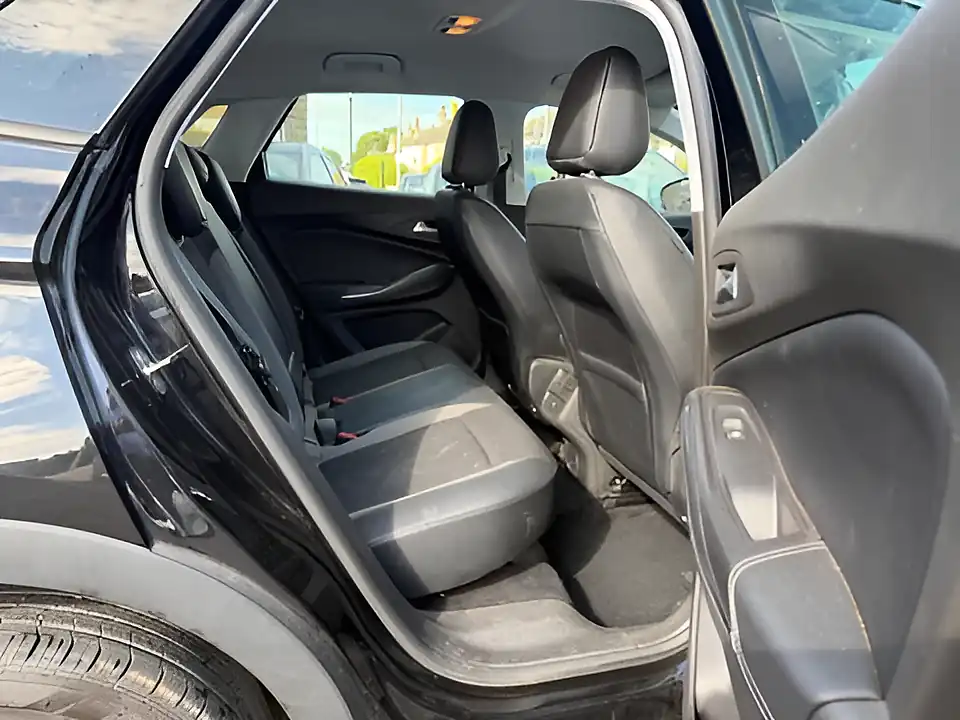 Used 2005 Vauxhall Grandland X Sport Nav S/S Black - Interior and Exterior details 14